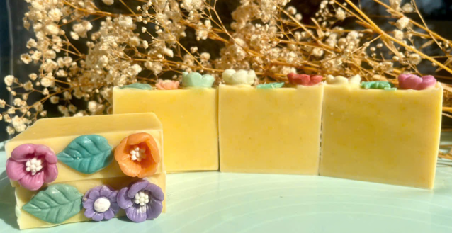 How to Use Citric Acid and Acetic Acid in Soap Making